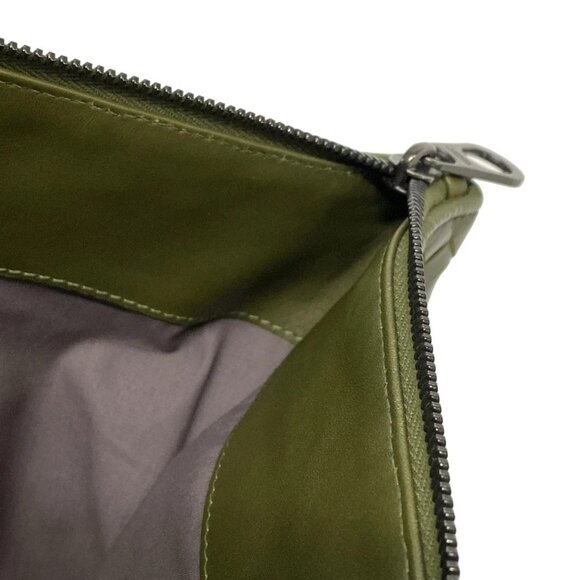 Auth BOTTEGA VENETA Intrecciato - Khaki Leather B********* Clutch Bag - Picture 11 of 16